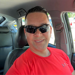 Meet your Posher, Edgardo